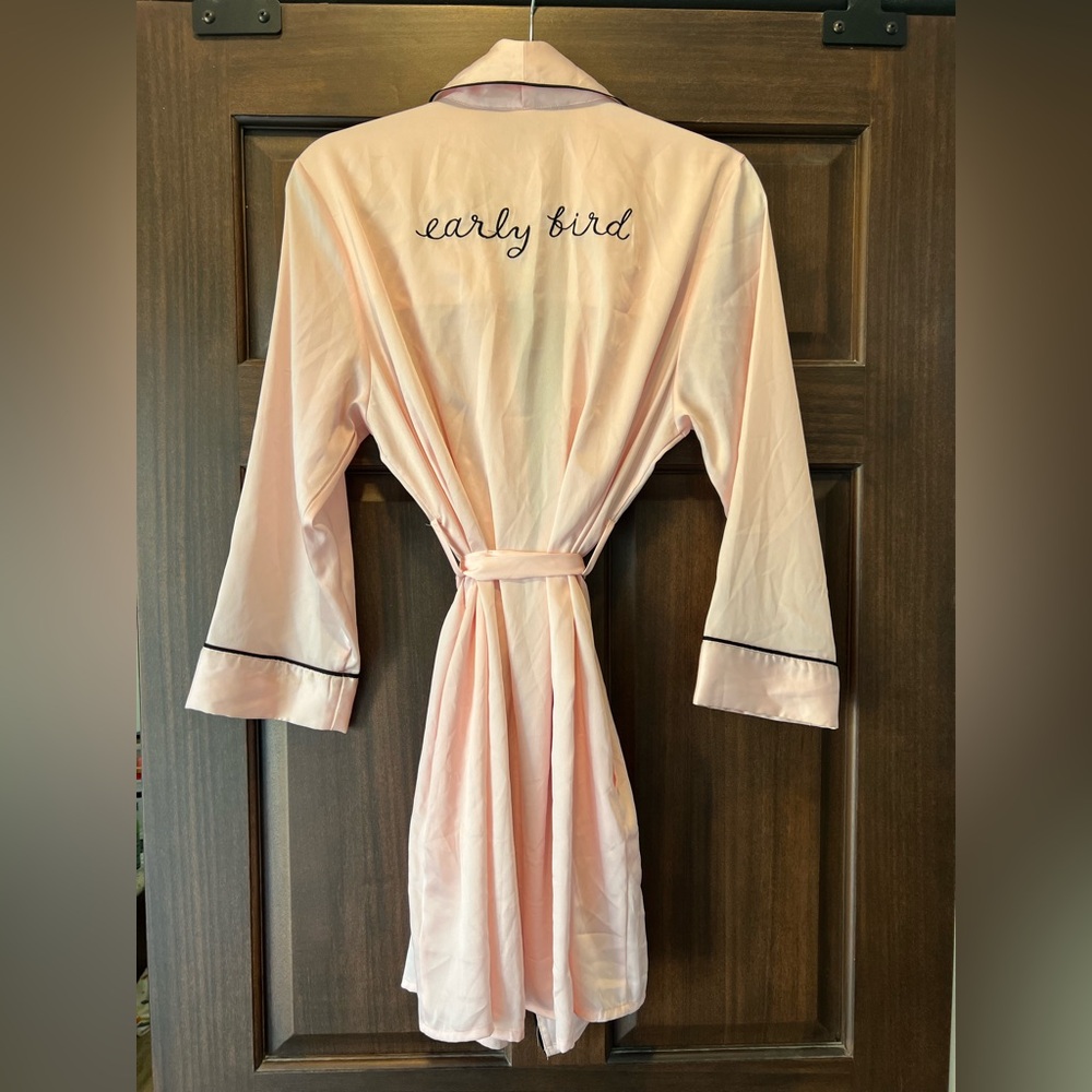 Kate Spade Chemise robe, size M. Says early bird on the back